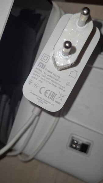 Robot aspirator Mi Robot Vacuum-Mop Essential
